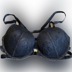 Victoria’s Secret 34D Black Lace Push-Up w. Front Clasp